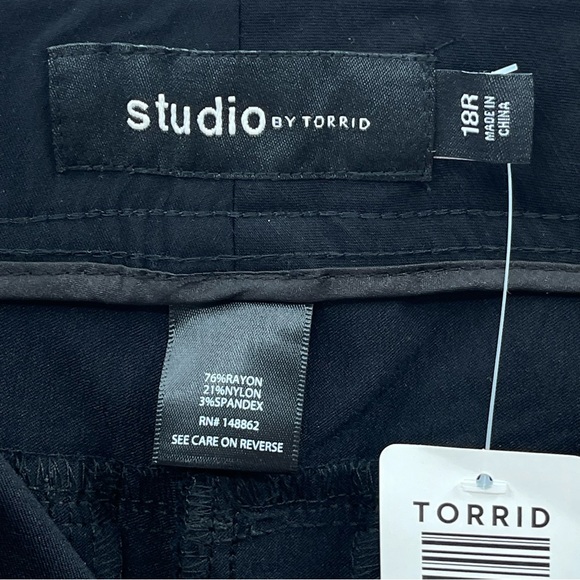 NWT TORRID STANDARD MILLENNIUM STRETCH BLACK STRAIGHT LEG DRESS PANTS SIZE 18 - Picture 10 of 16